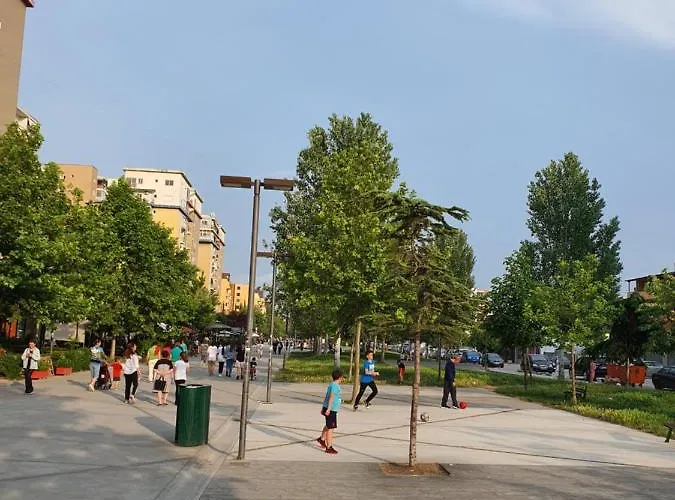Apartamento Cozy 1 Bedroom Near Parks, Cafes & Restaurants Tirana
